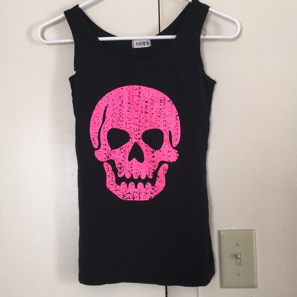 Pink skull print tank top